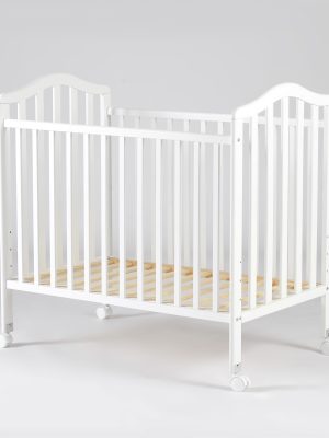 Solid Wood Mobile Baby Crib, Multifunctional Baby Bed with Wheels, Newborn Cradle Bed